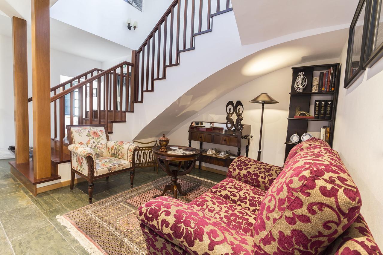 Hotel Pazo De Berbetoros ปอร์โตมาริน ภายนอก รูปภาพ